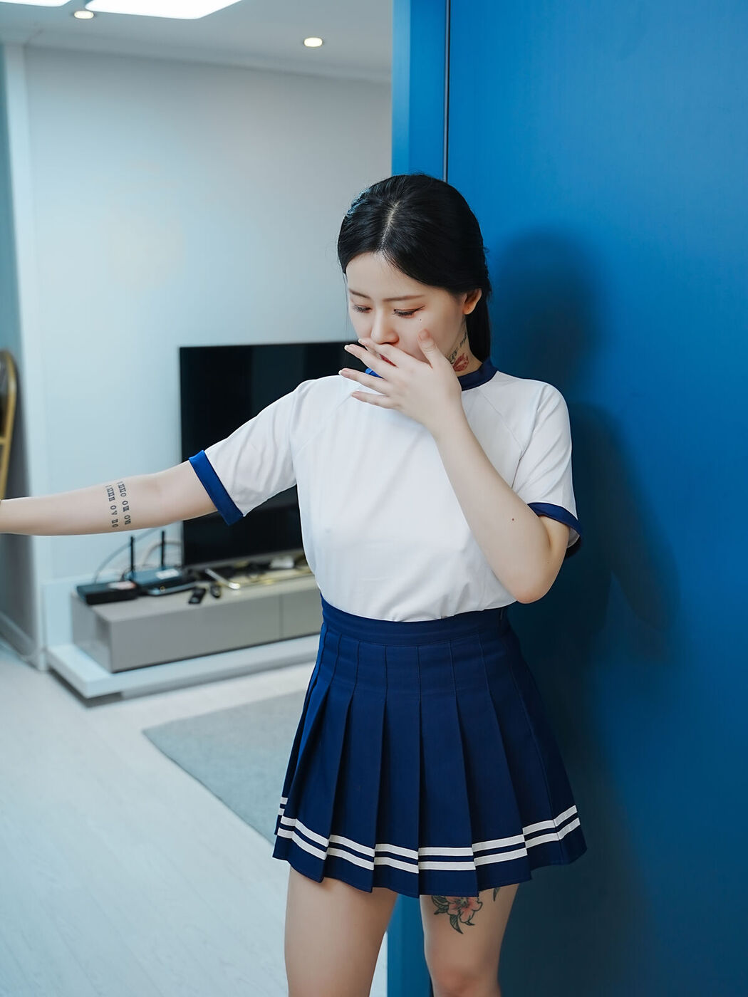 Choi Ri &#8211; Vol.01 Bloomers Part01 (73P &#8211; 1V)