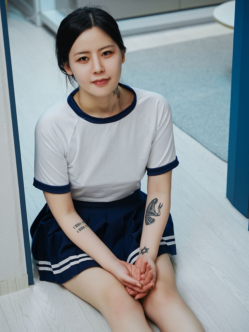 Choi Ri &#8211; Vol.01 Bloomers Part01 (73P &#8211; 1V)