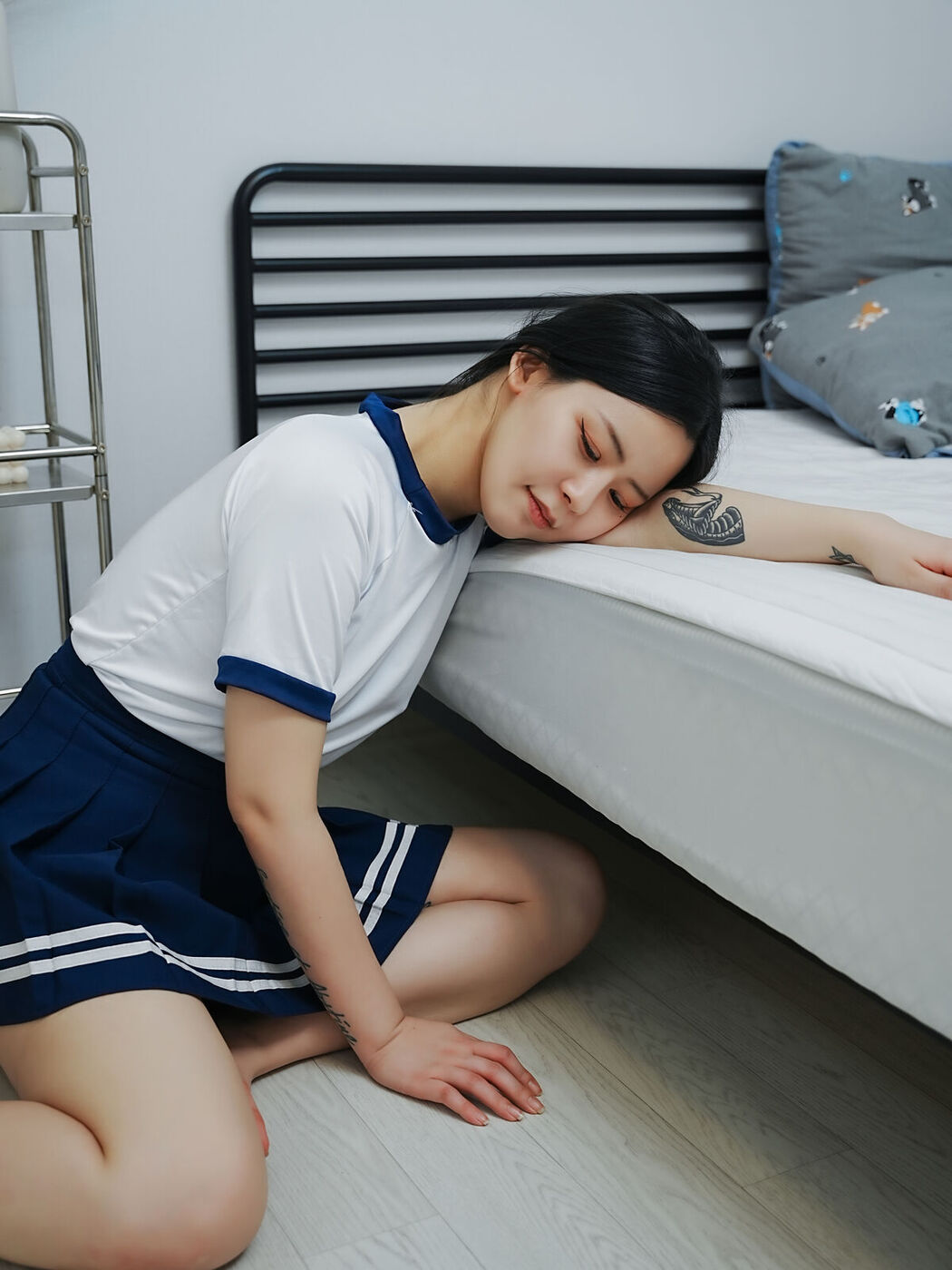 Choi Ri &#8211; Vol.01 Bloomers Part01 (73P &#8211; 1V)