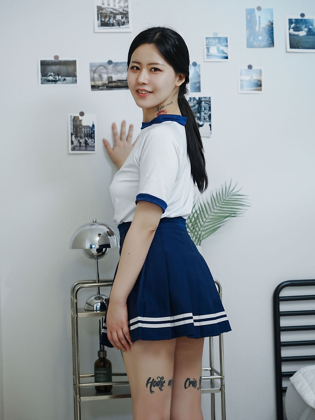 Choi Ri &#8211; Vol.01 Bloomers Part01 (73P &#8211; 1V)