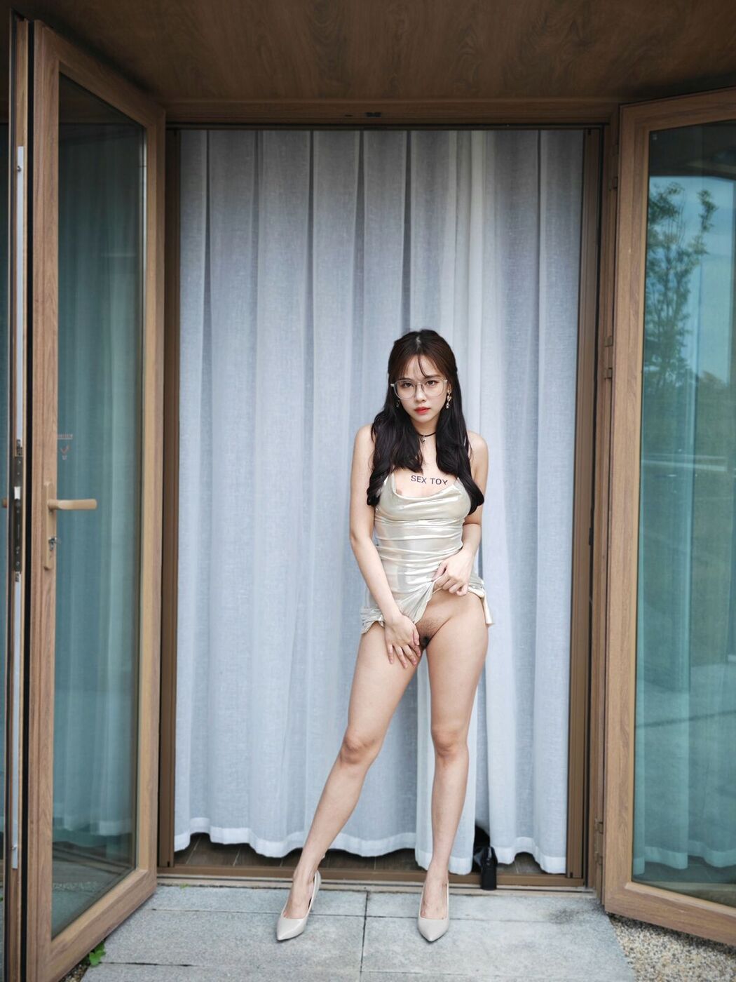 Ceason Photography &#8211; 白色漆皮连衣裙