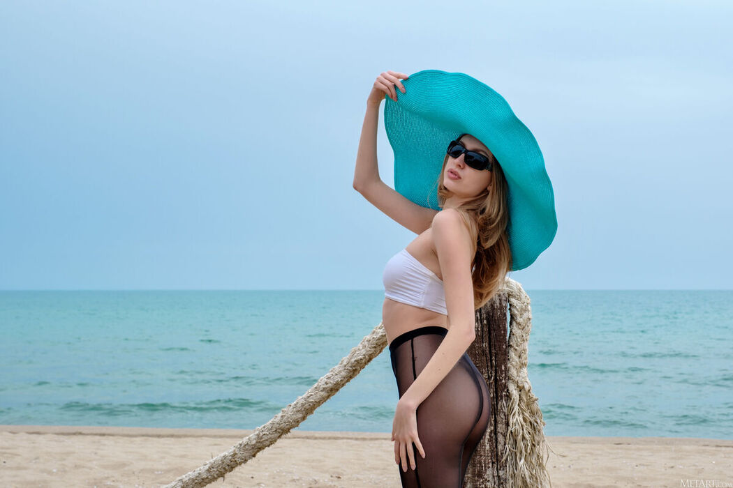 MetArt Lia Pink &#8211; Sun Bonnet Part01 (67P)