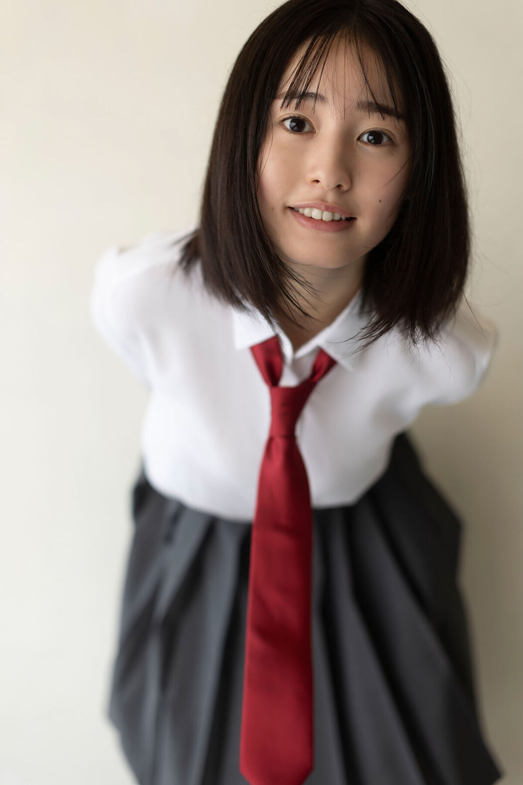 JP Miu Shirahama 白濱美兎 – FLASHデジタル写真集 ちょっぴりオトナ (66P)