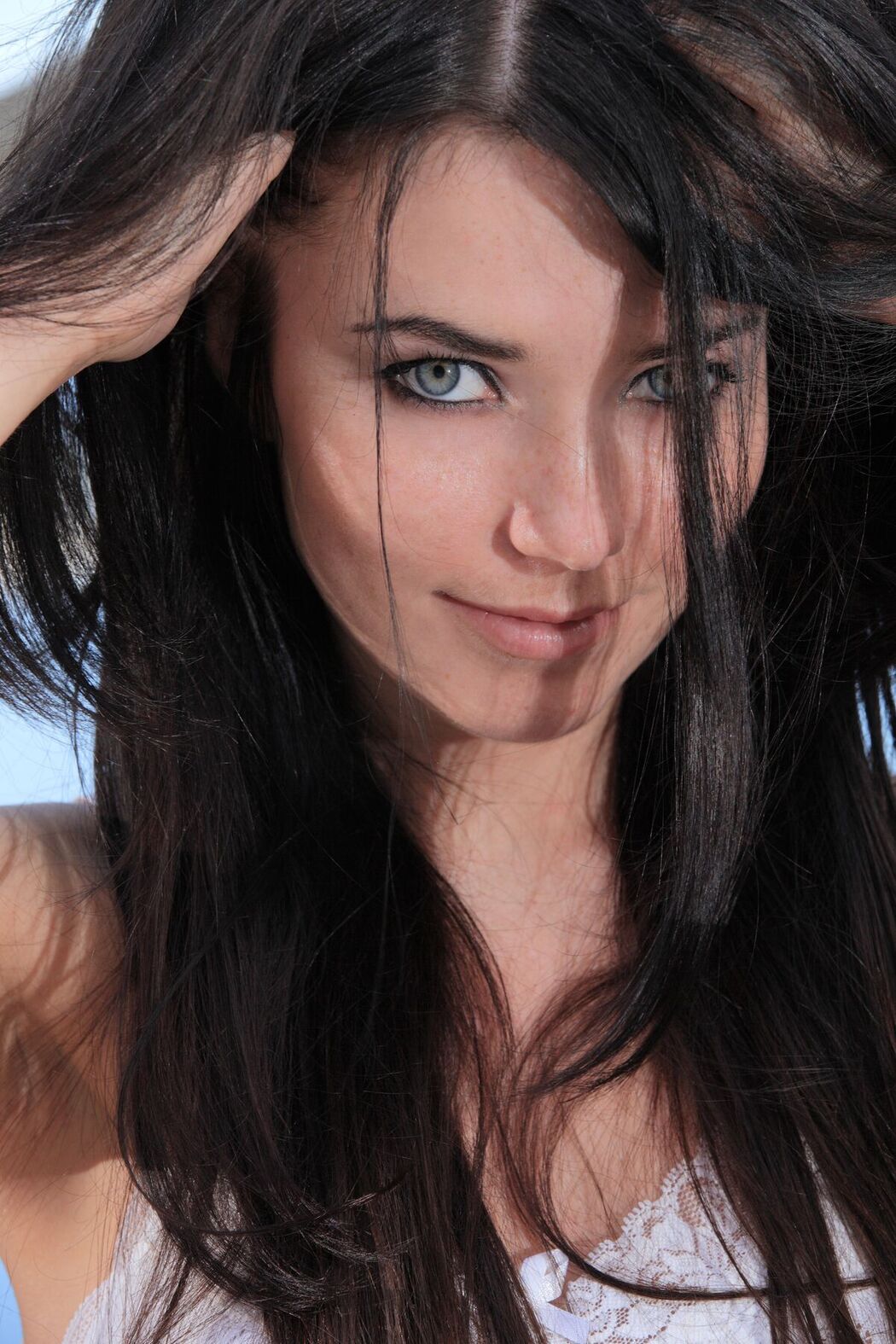 MetArt Olivia F – Presenting Part01 (65P)