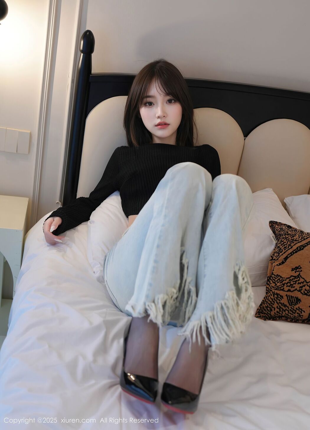 XiuRen秀人网 No.10374 Zhi Zhi (57P)