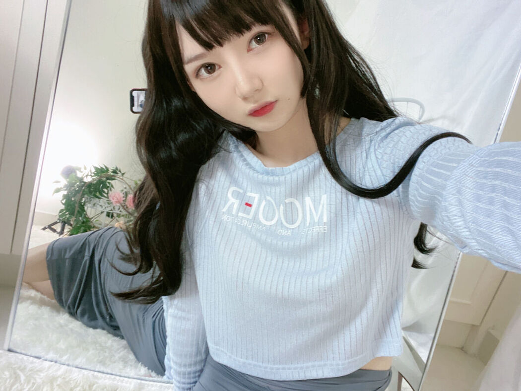 Coser@51酱 – 吉他妹妹 (26P – 3V)