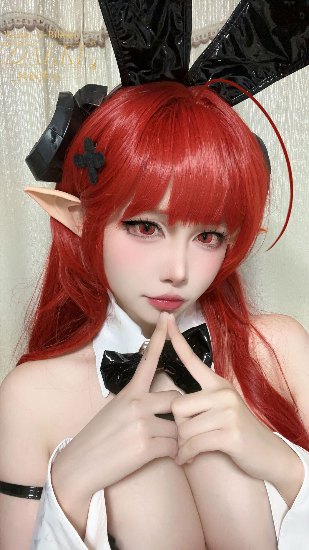 Coser@Dakki伊 – 碧蓝航线兴登堡自拍 (27P)