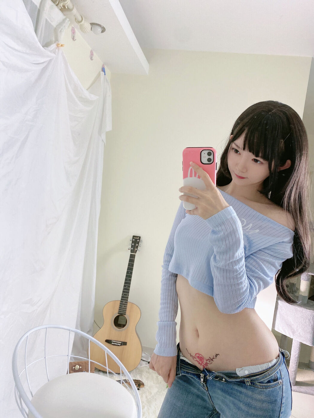 Coser@51酱 – 吉他妹妹 (26P – 3V)