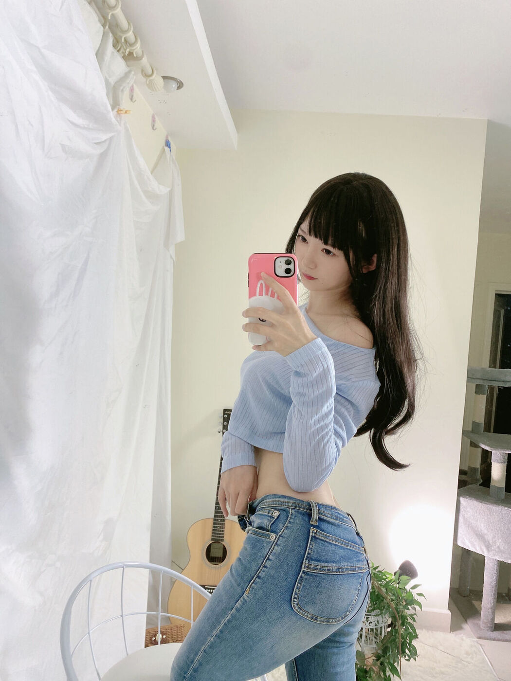 Coser@51酱 – 吉他妹妹 (26P – 3V)