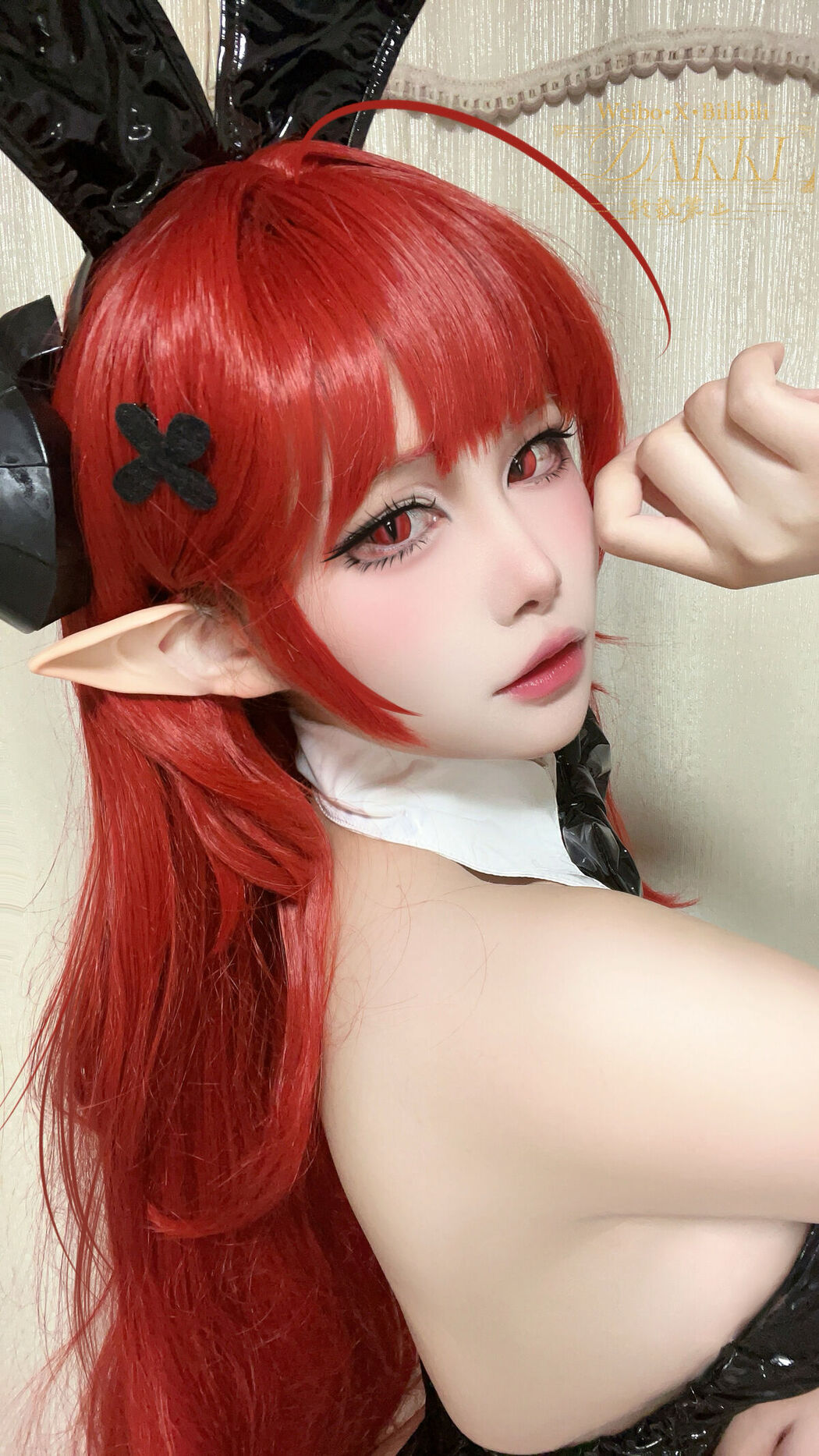 Coser@Dakki伊 – 碧蓝航线兴登堡自拍 (27P)
