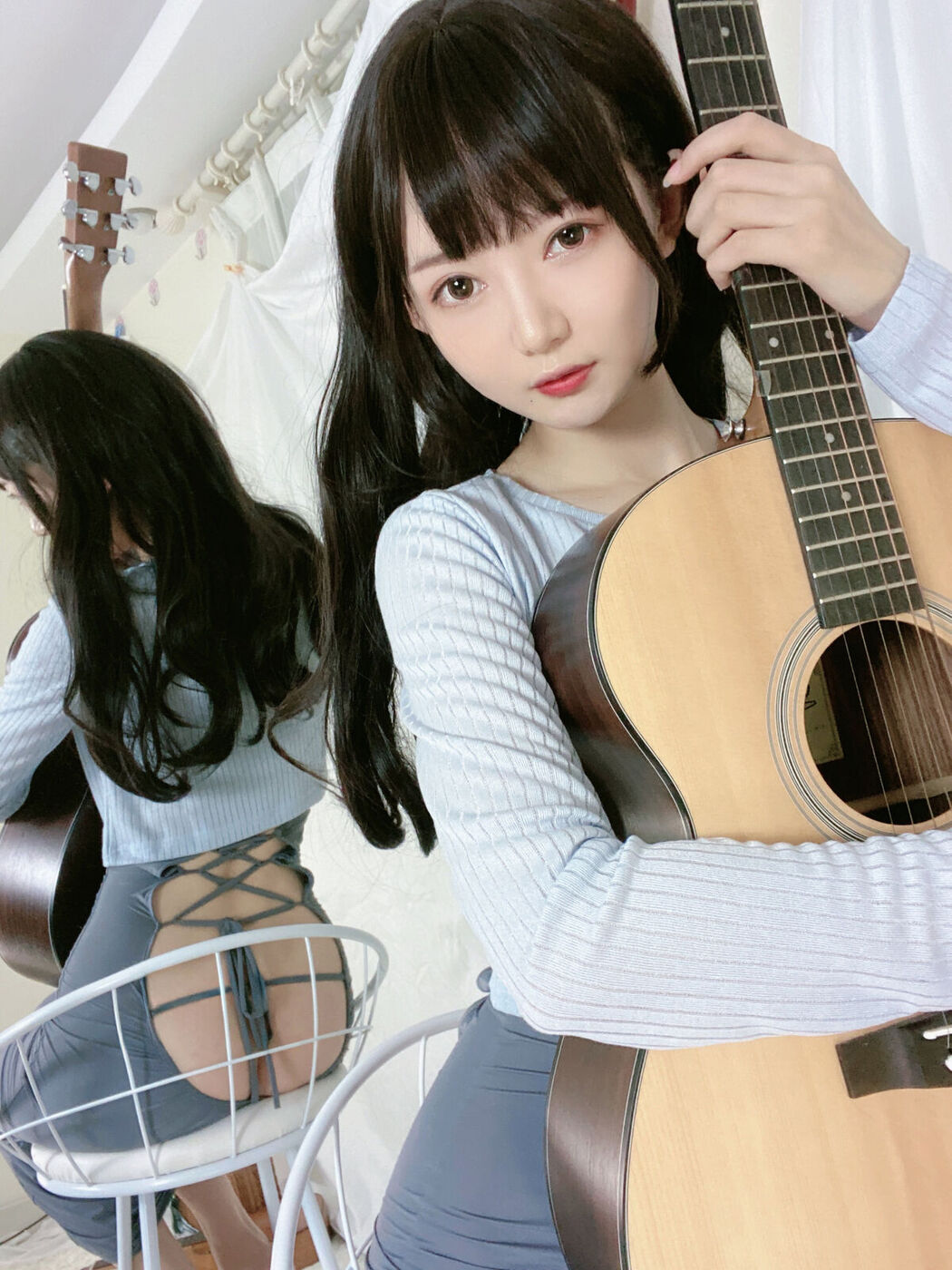 Coser@51酱 – 吉他妹妹 (26P – 3V)