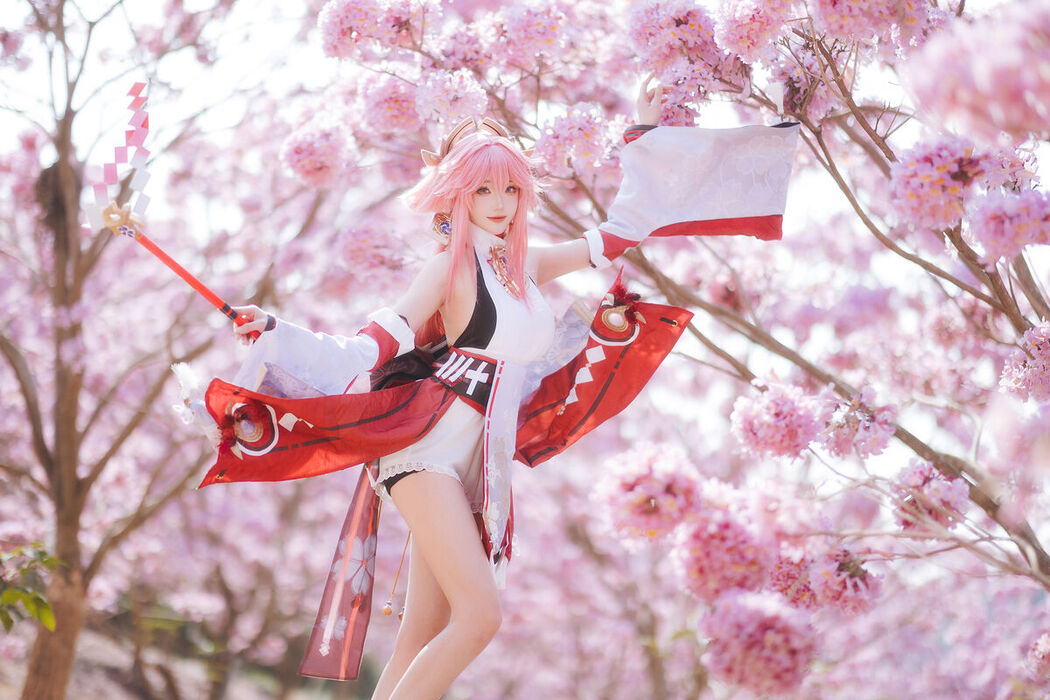 Coser@瓜希酱 &#8211; 原神 八重神子 (20P)