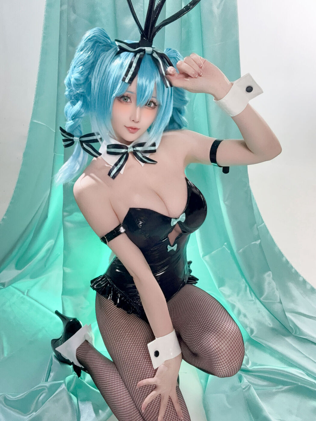 Coser@星之迟迟Hoshilily &#8211; 初音未来 兔女郎 (45P &#8211; 1V)