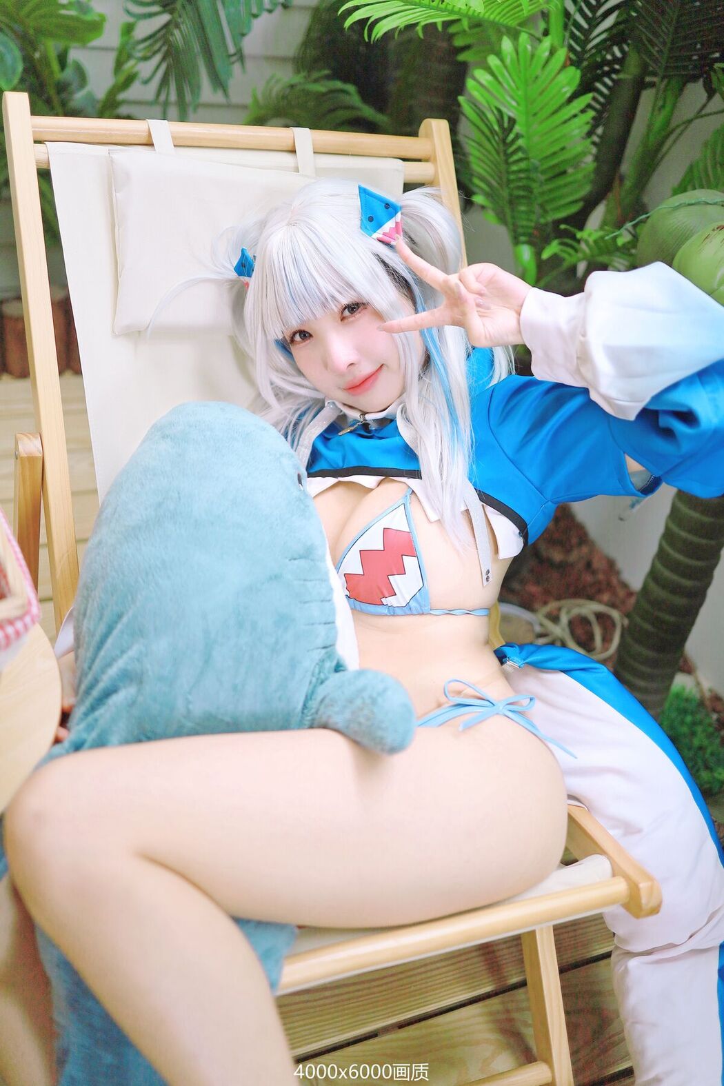 Coser@慕慕Momo &#8211; 鲨鱼制服 Gura (58P &#8211; 1V)