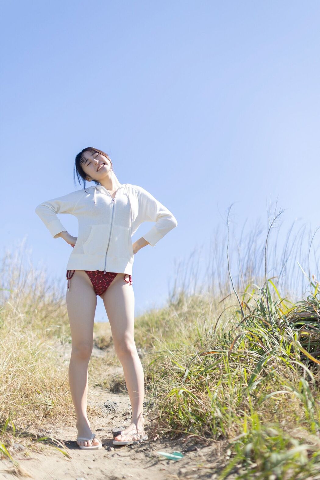 JP Miu Shirahama 白濱美兎 – FRIDAYデジタル写真集 ぎゅってして Vol.1 (50P)