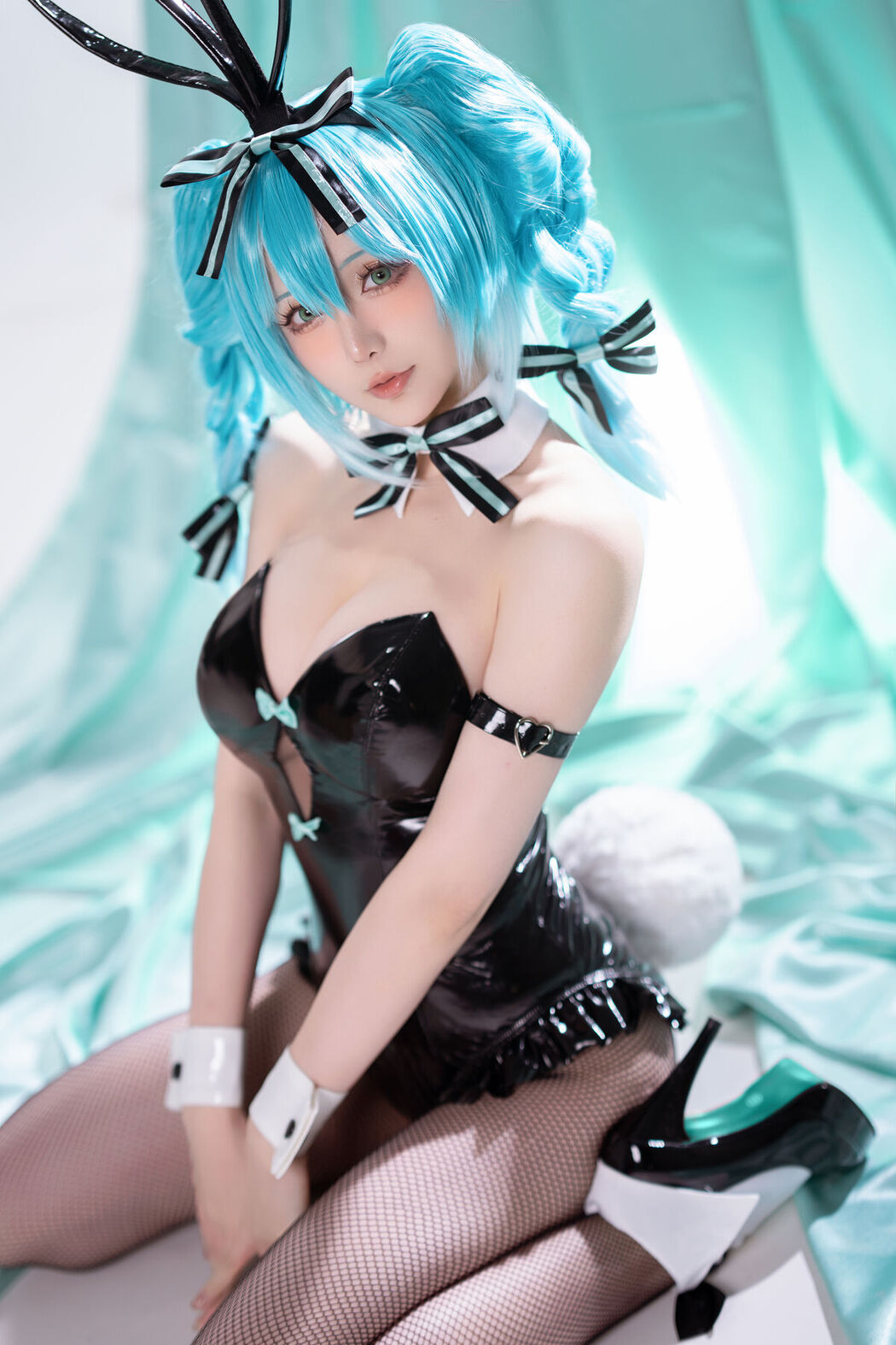 Coser@星之迟迟Hoshilily &#8211; 初音未来 兔女郎 (45P &#8211; 1V)