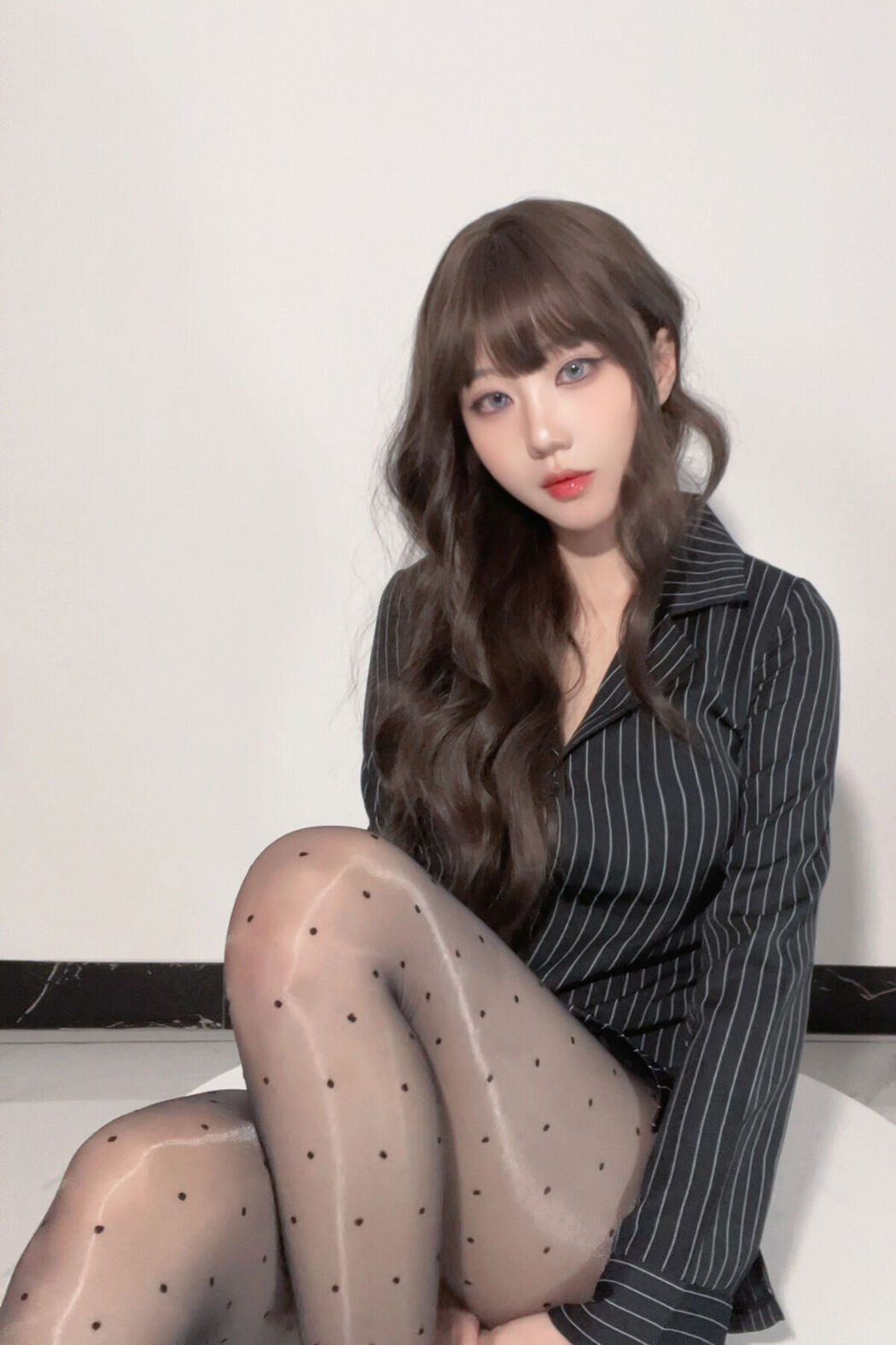 Coser@无影喵喵ghost – 秘书 Part02 (49P)