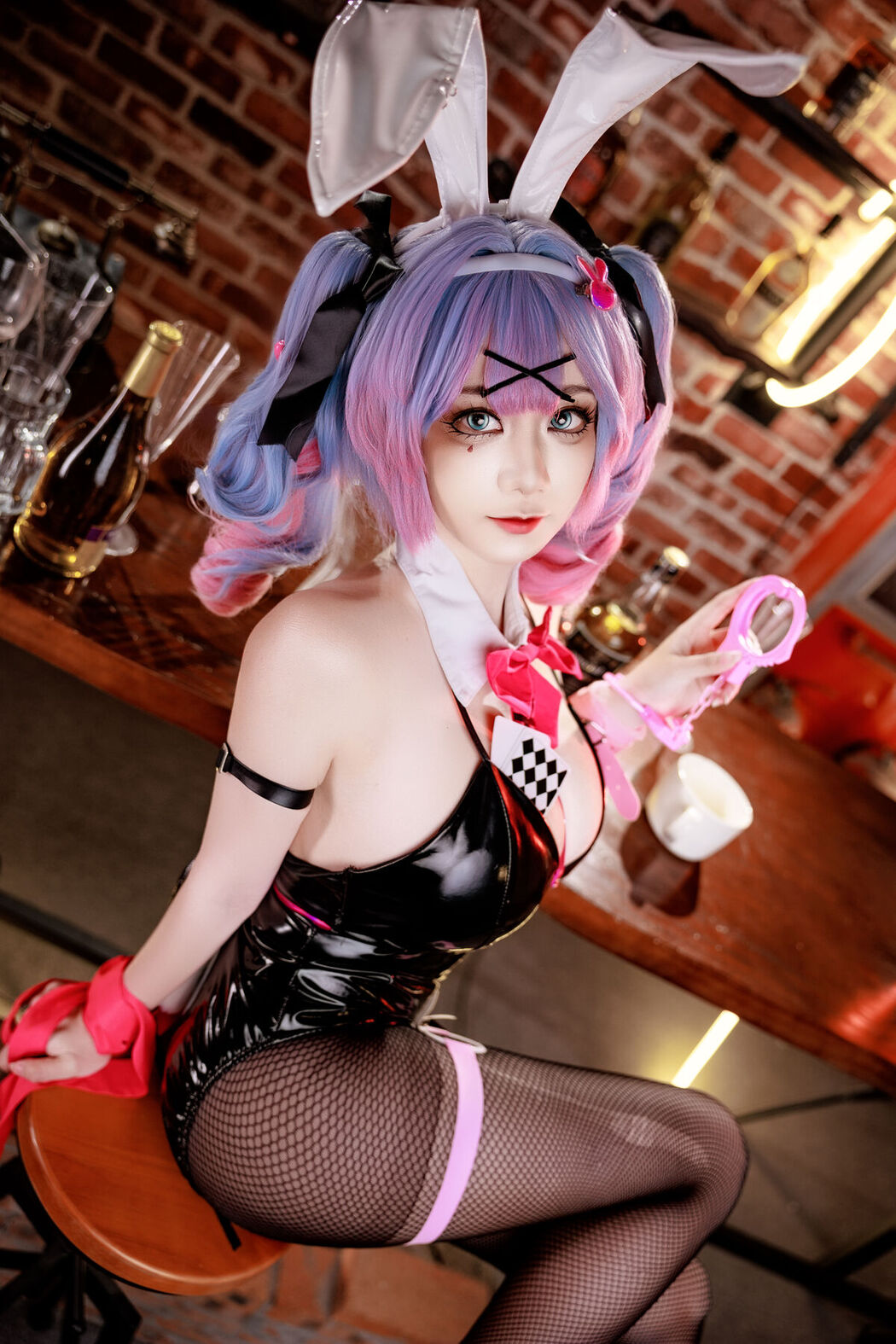 Coser@阿雪雪 – 初音兔子洞 Part01 (53P – 1V)