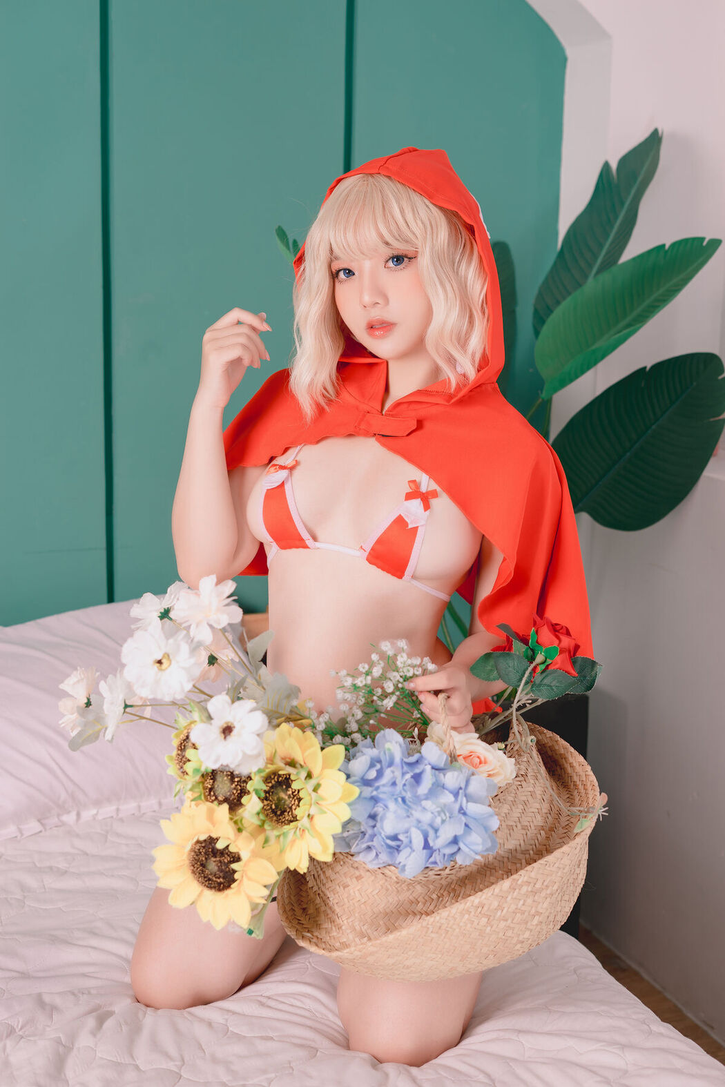 Coser@Messie Huang &#8211; Red Hood (61P)