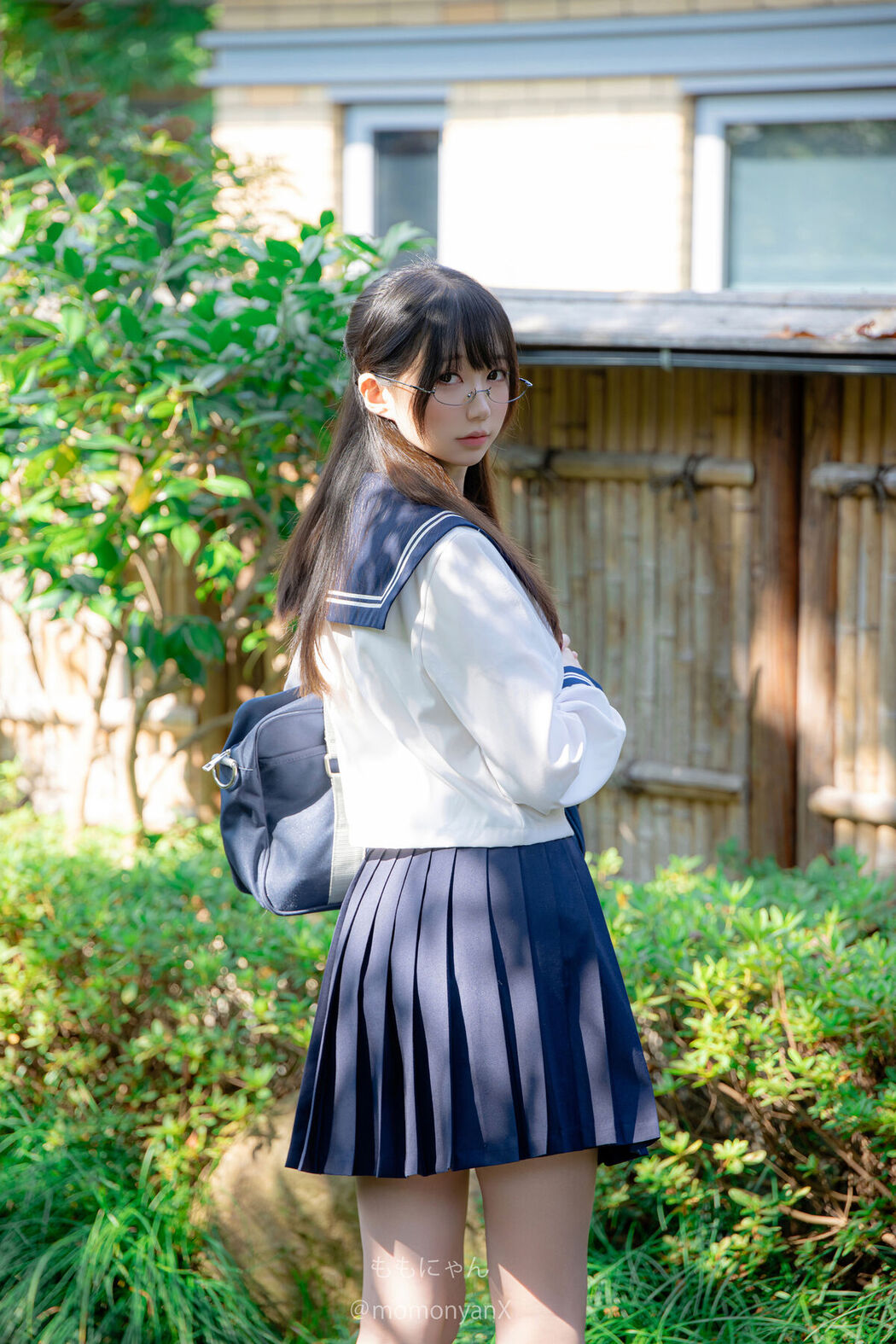 Coser@Nagisa魔物喵 &#8211; 真面目な委員長 (89P)