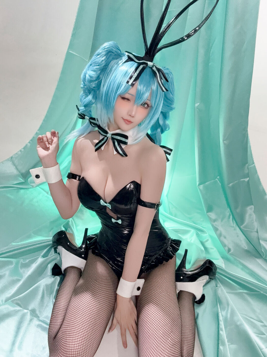 Coser@星之迟迟Hoshilily &#8211; 初音未来 兔女郎 (45P &#8211; 1V)