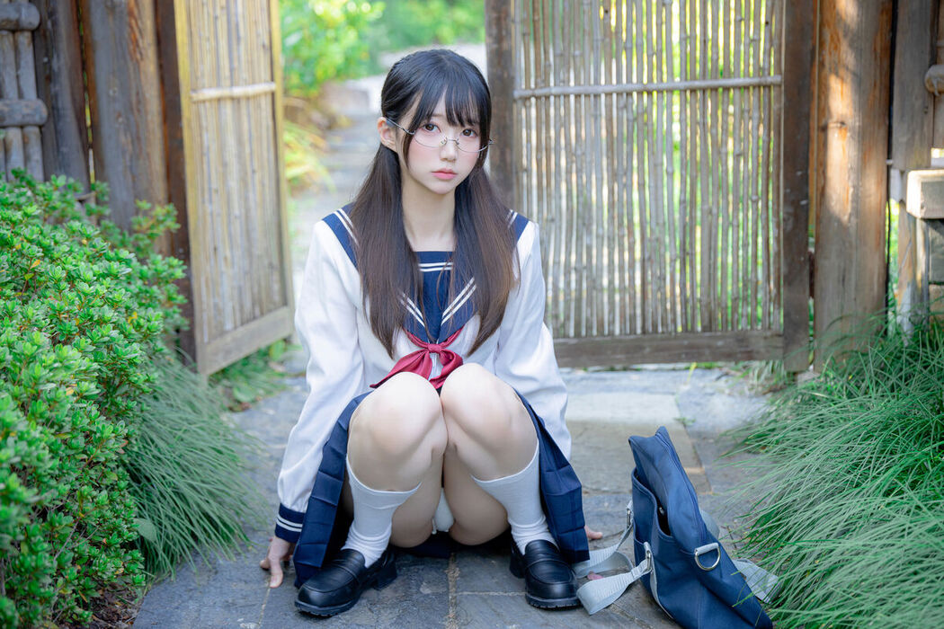 Coser@Nagisa魔物喵 &#8211; 真面目な委員長 (89P)