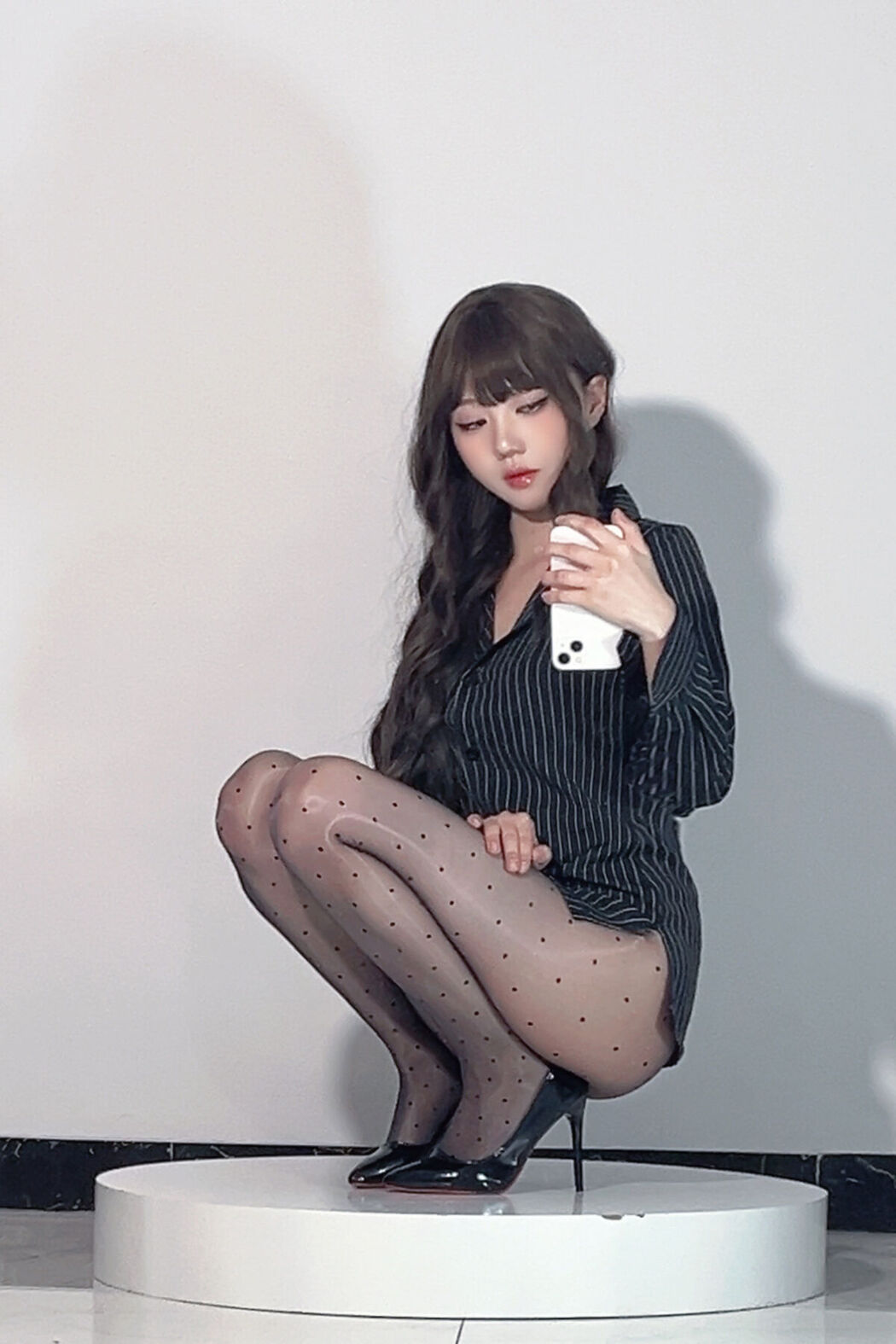 Coser@无影喵喵ghost – 秘书 Part02 (49P)