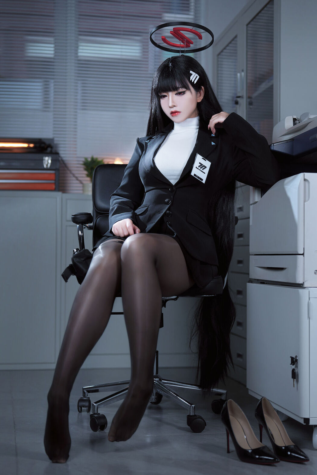 Coser@半半子 – 碧蓝档案 调月莉音 (60P)