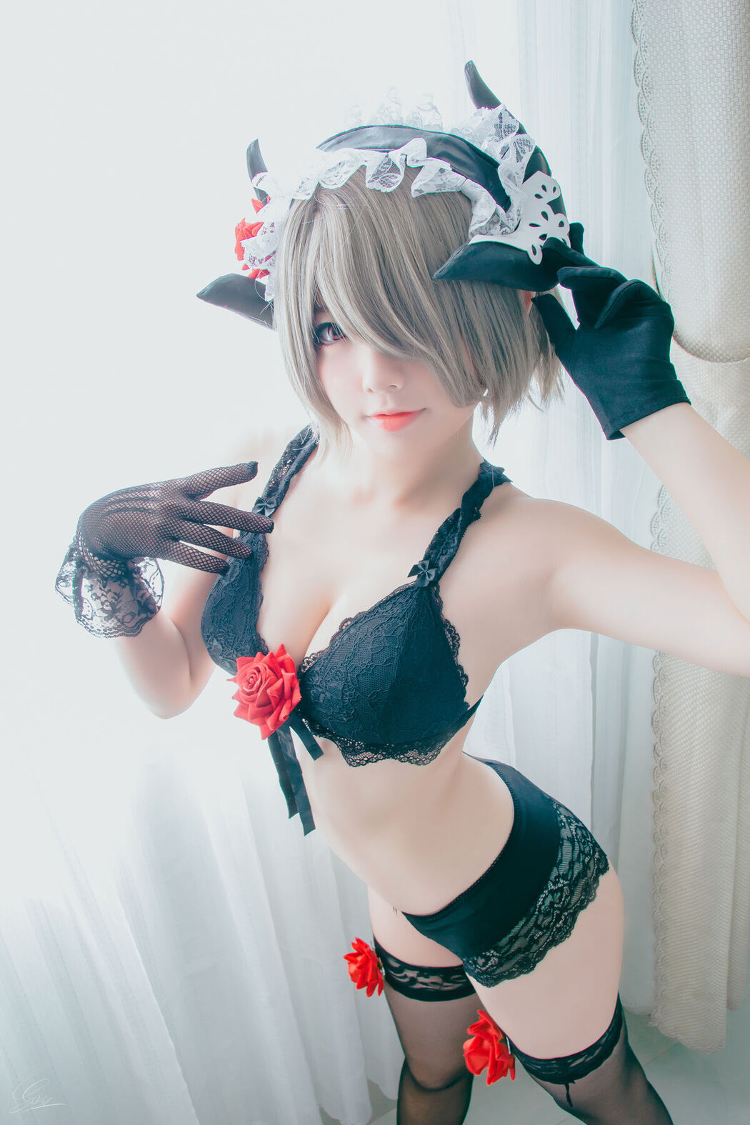 Coser@Messie Huang &#8211; Sexy Rita (13P)