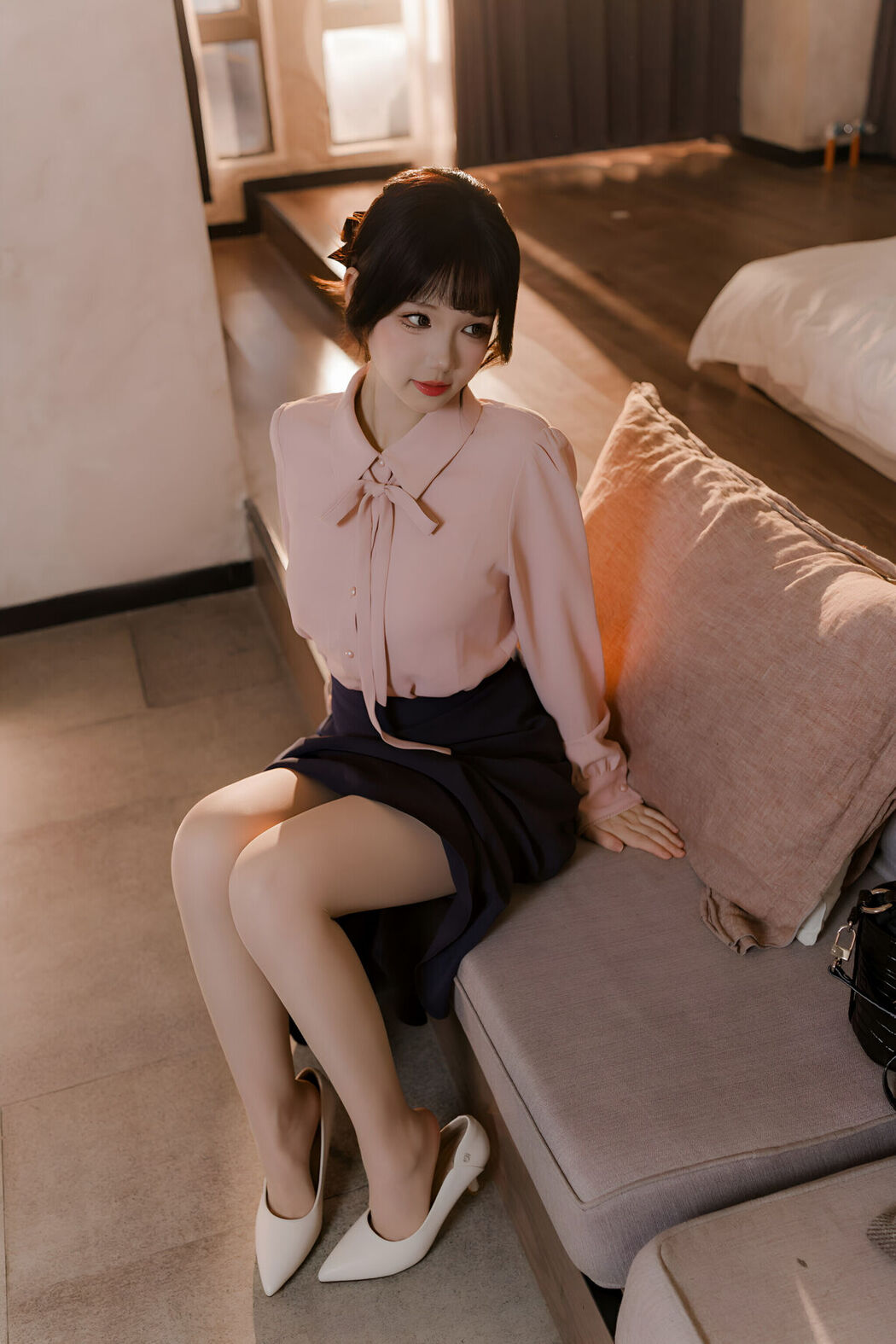 Coser@雪晴Astra – 肉丝通勤OL (72P – 1V)