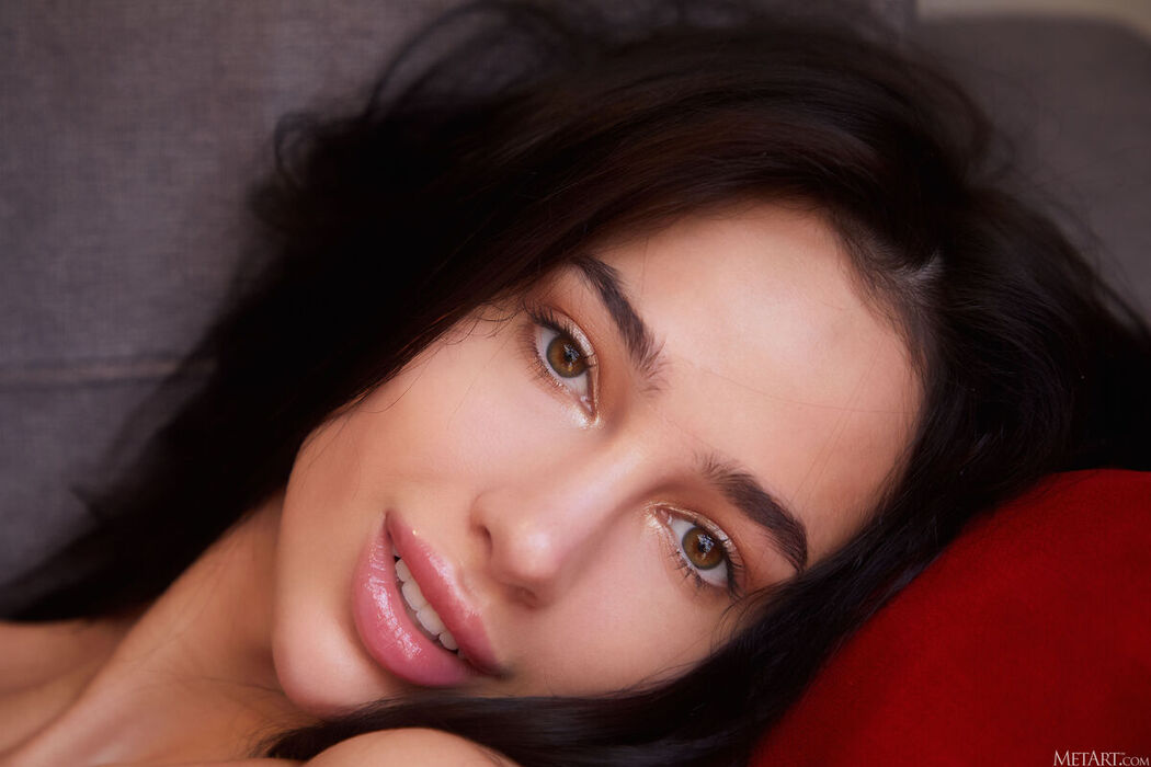 MetArt Kama Oxi &#8211; Come On In Part01 (73P)