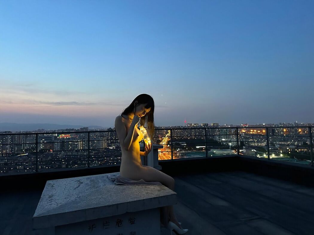 希威社 Photography &#8211; 林希威2025年 含2024年 Part01 (60P &#8211; 1V)