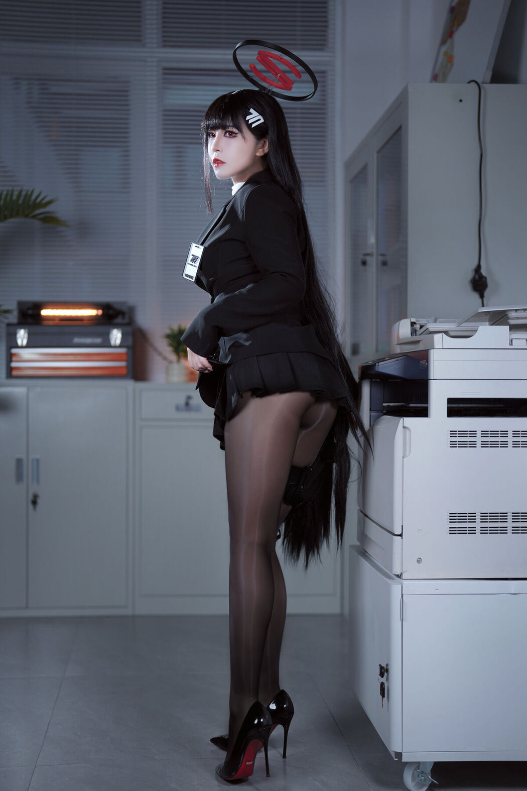 Coser@半半子 – 碧蓝档案 调月莉音 (60P)