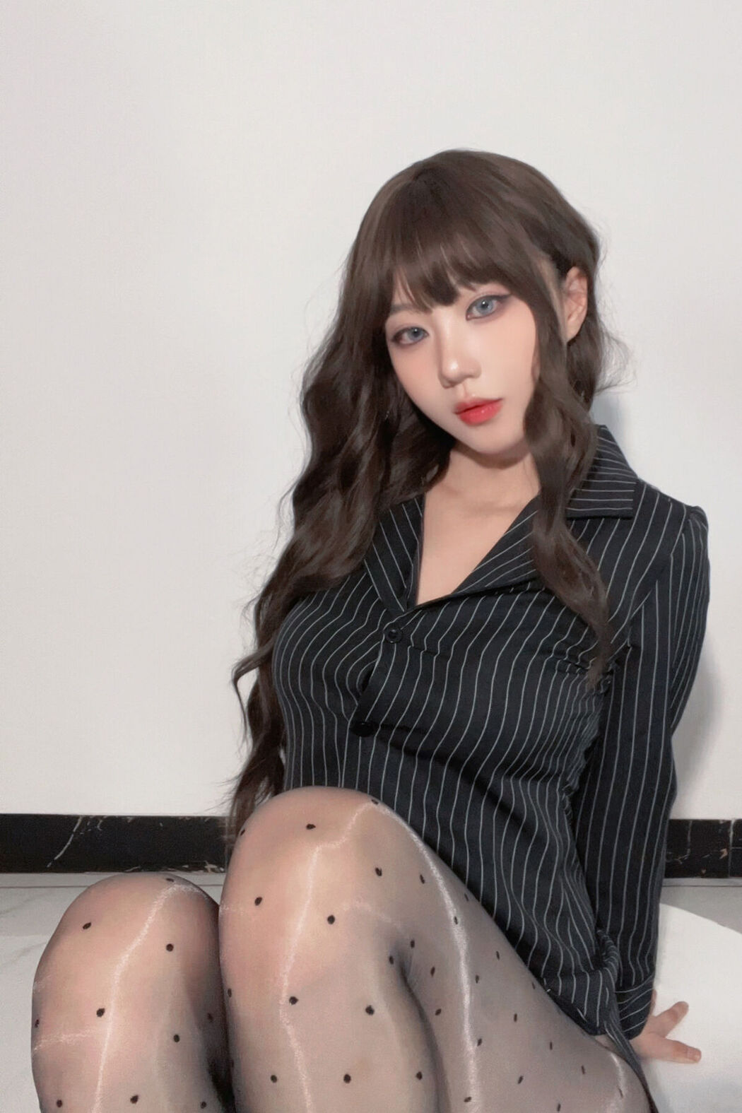 Coser@无影喵喵ghost – 秘书 Part02 (49P)