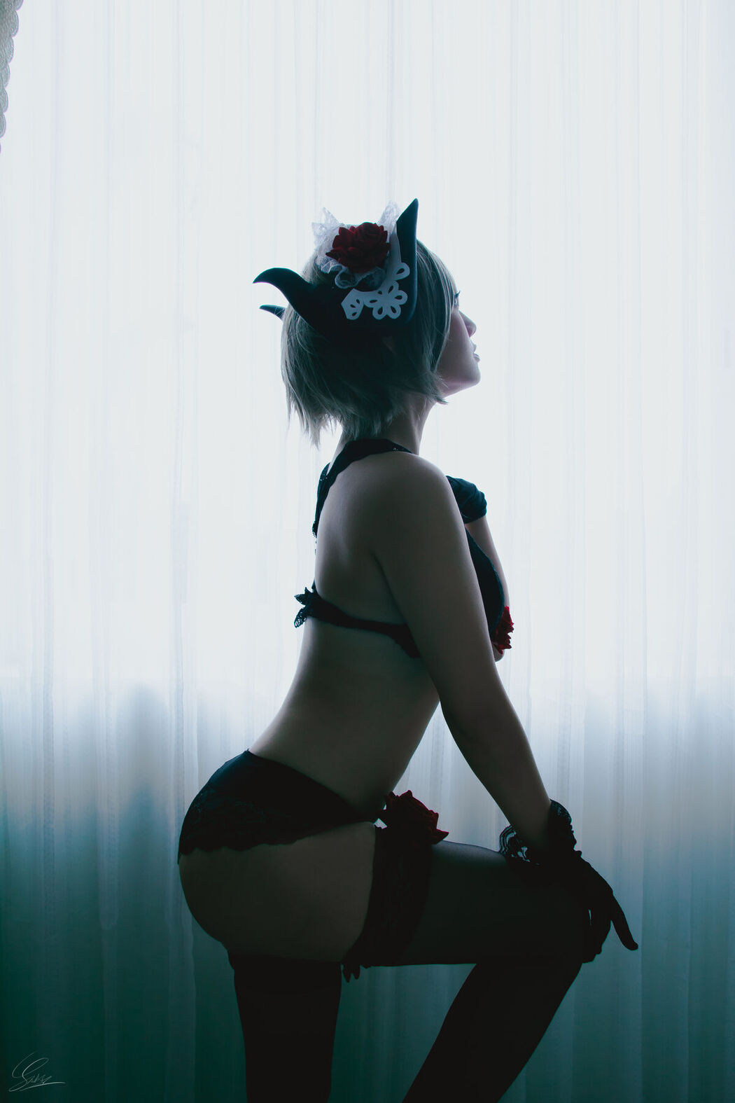 Coser@Messie Huang &#8211; Sexy Rita (13P)