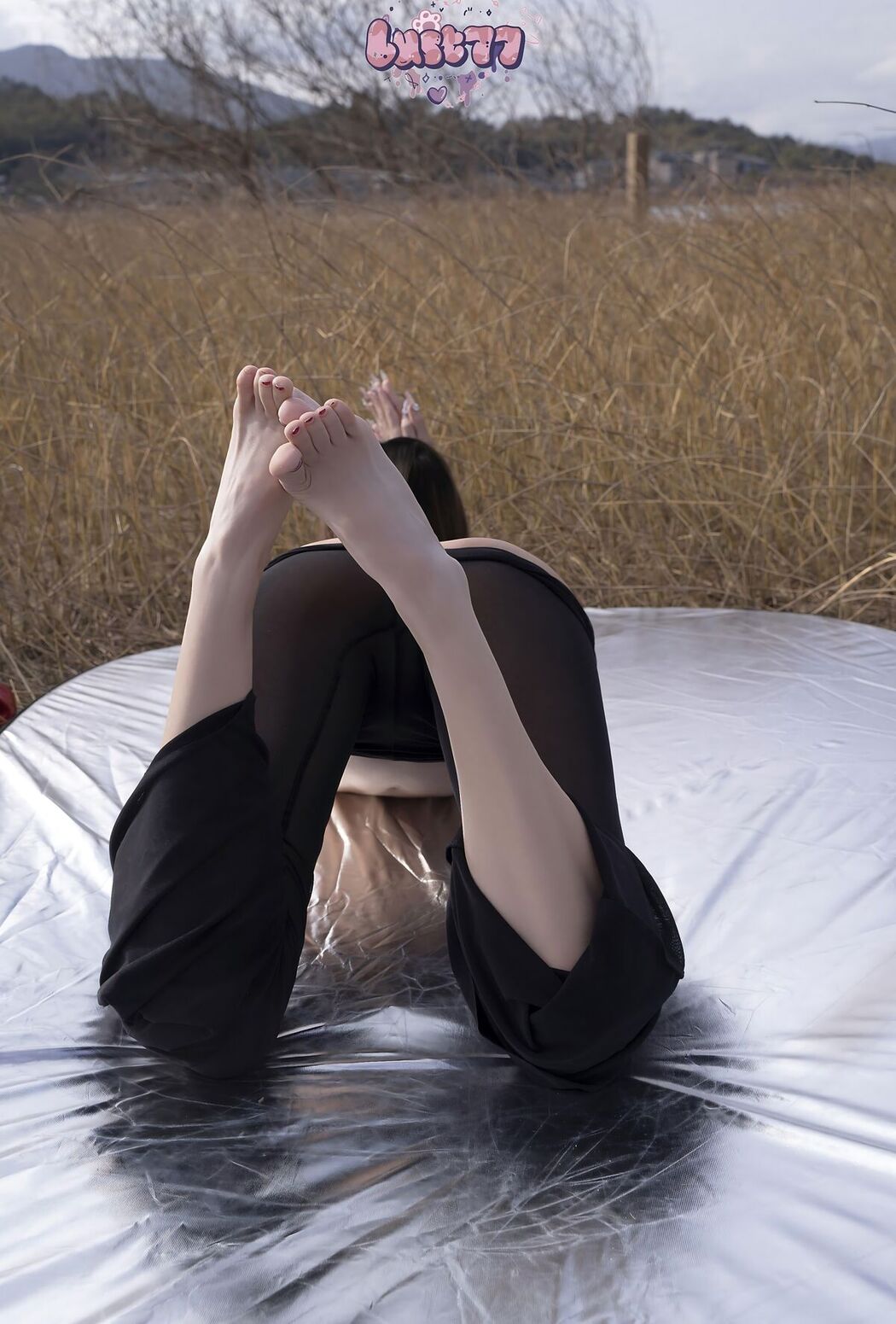 Coser@柒柒要乖哦 – 湖畔物语 Part01 (63P)