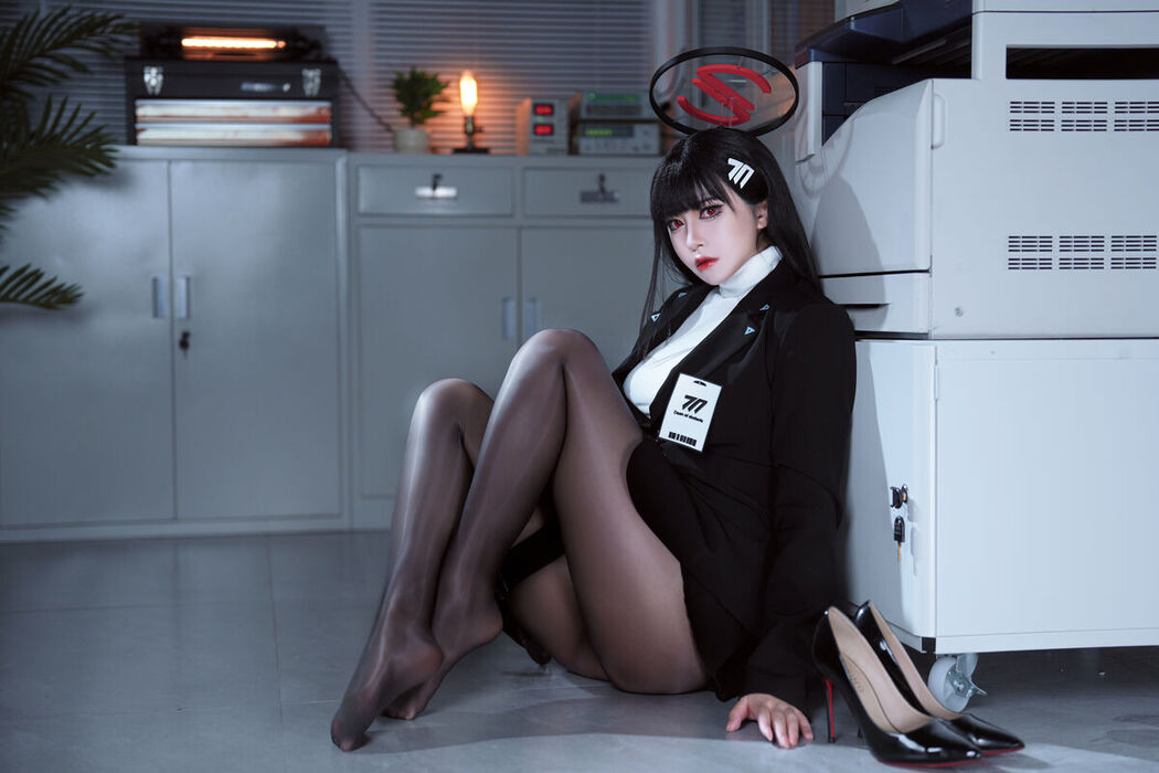 Coser@半半子 – 碧蓝档案 调月莉音 (60P)