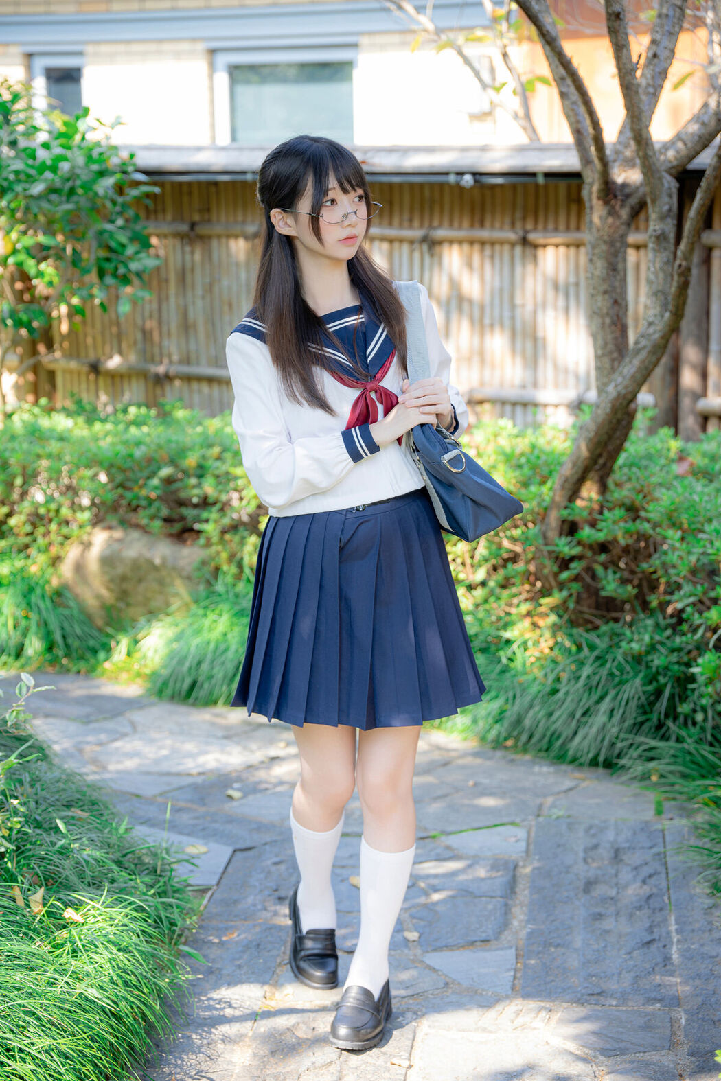 Coser@Nagisa魔物喵 &#8211; 真面目な委員長 (89P)