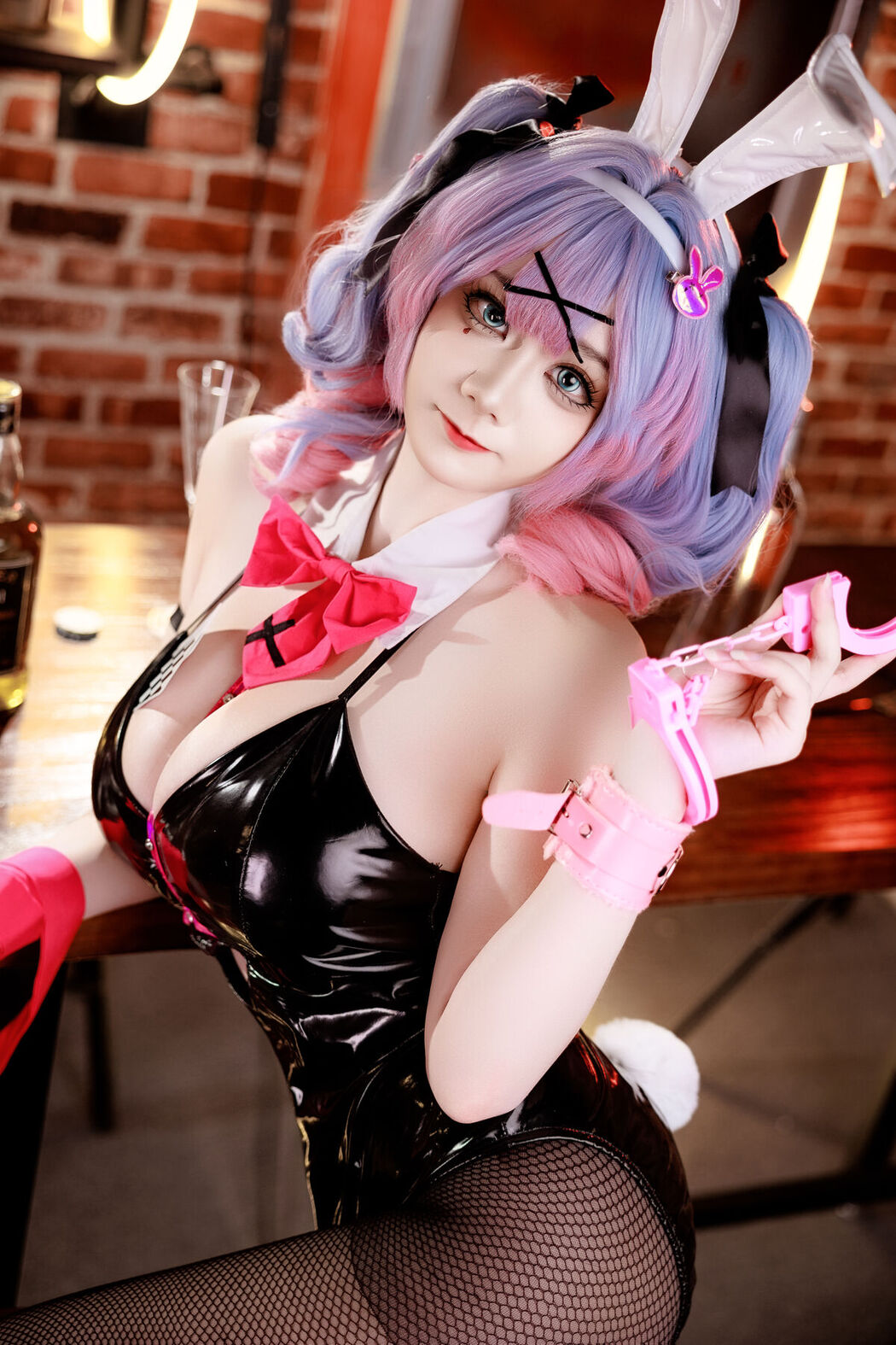 Coser@阿雪雪 – 初音兔子洞 Part01 (53P – 1V)