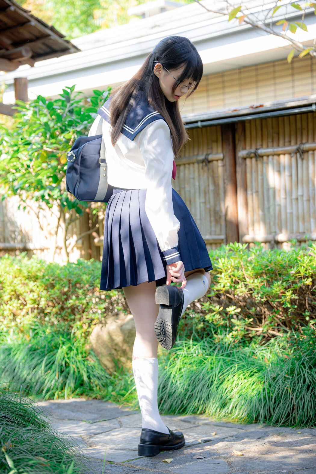 Coser@Nagisa魔物喵 &#8211; 真面目な委員長 (89P)