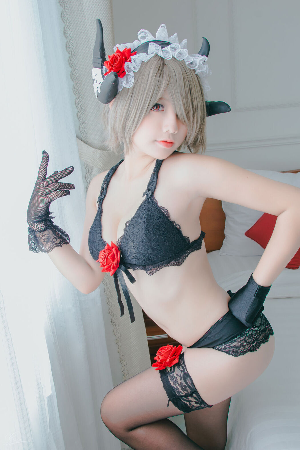 Coser@Messie Huang &#8211; Sexy Rita (13P)