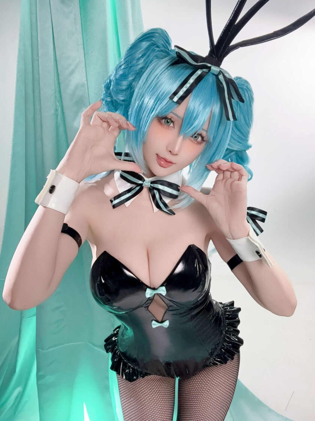 Coser@星之迟迟Hoshilily &#8211; 初音未来 兔女郎 (45P &#8211; 1V)