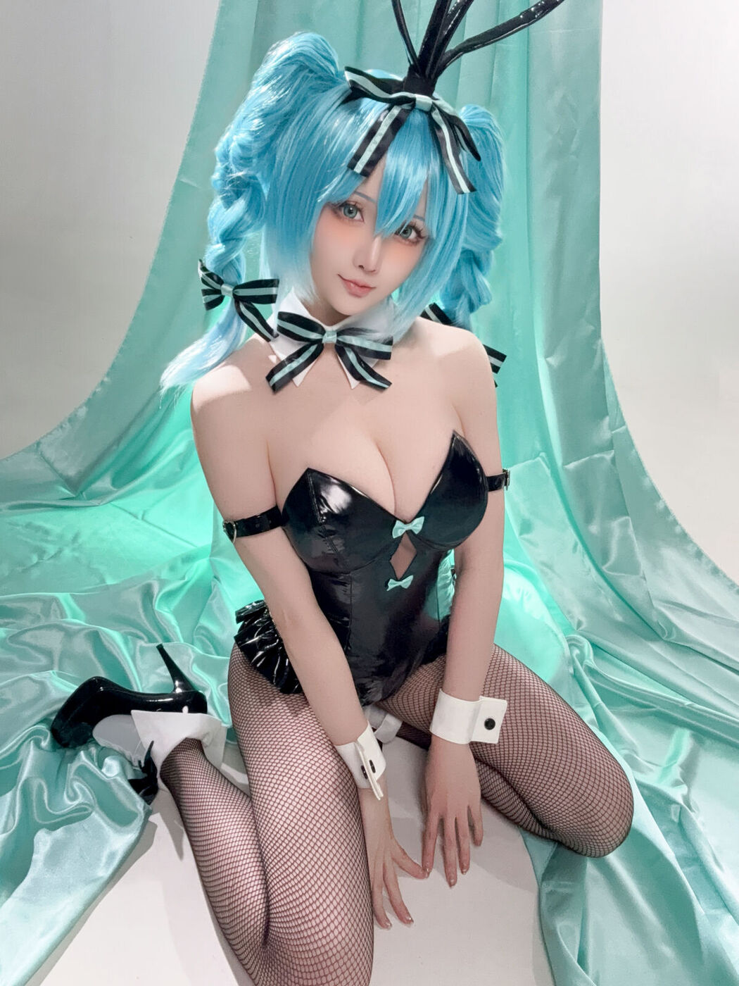 Coser@星之迟迟Hoshilily &#8211; 初音未来 兔女郎 (45P &#8211; 1V)