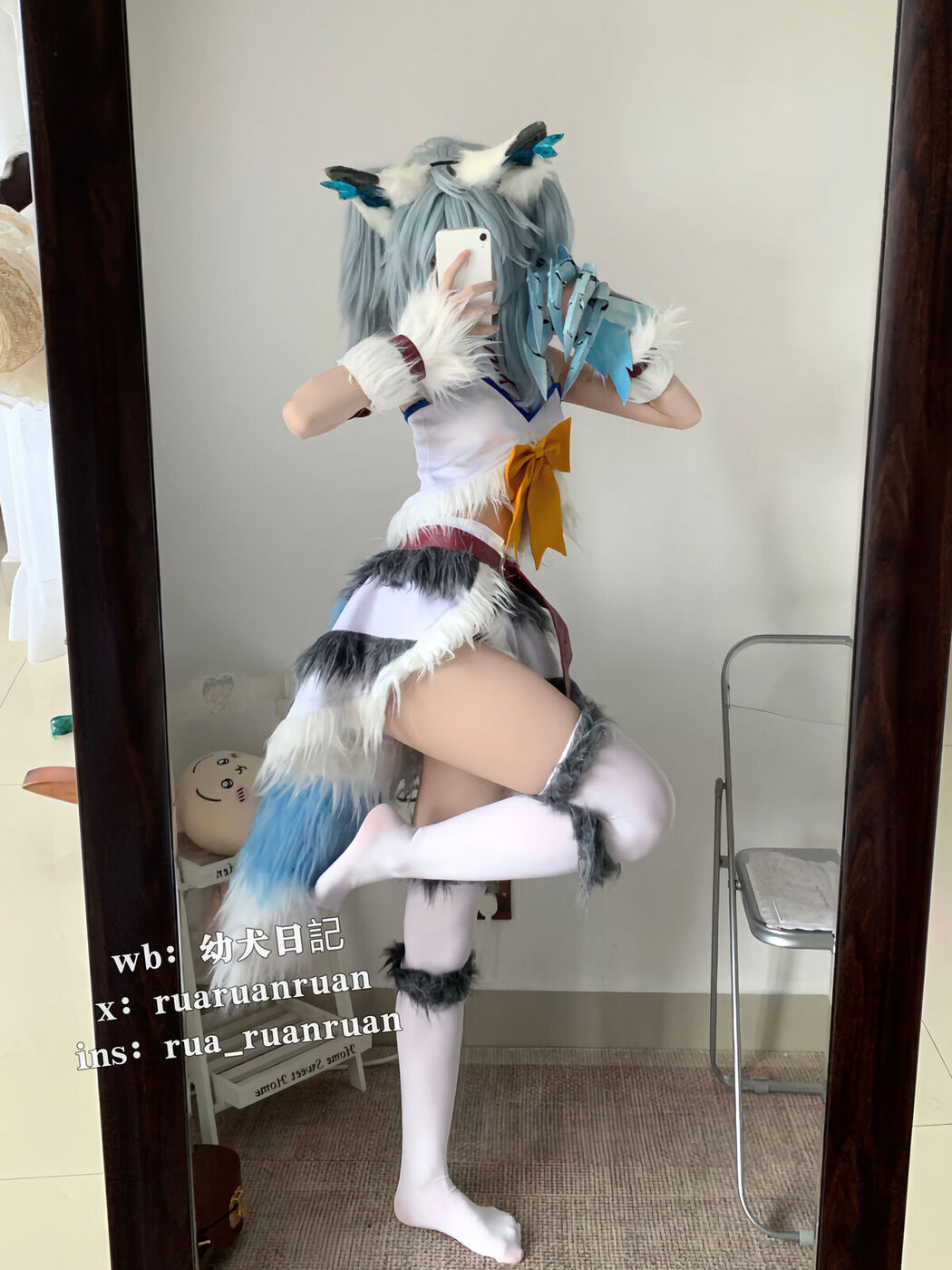 Coser@Rua阮阮 &#8211; 刹那 (17P &#8211; 1V)