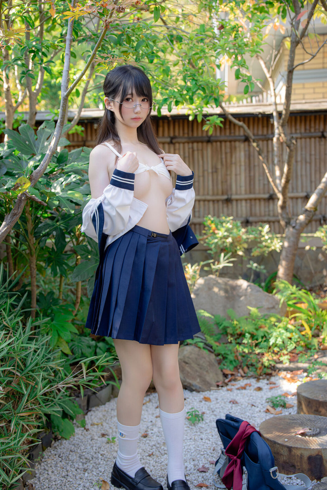 Coser@Nagisa魔物喵 &#8211; 真面目な委員長 (89P)