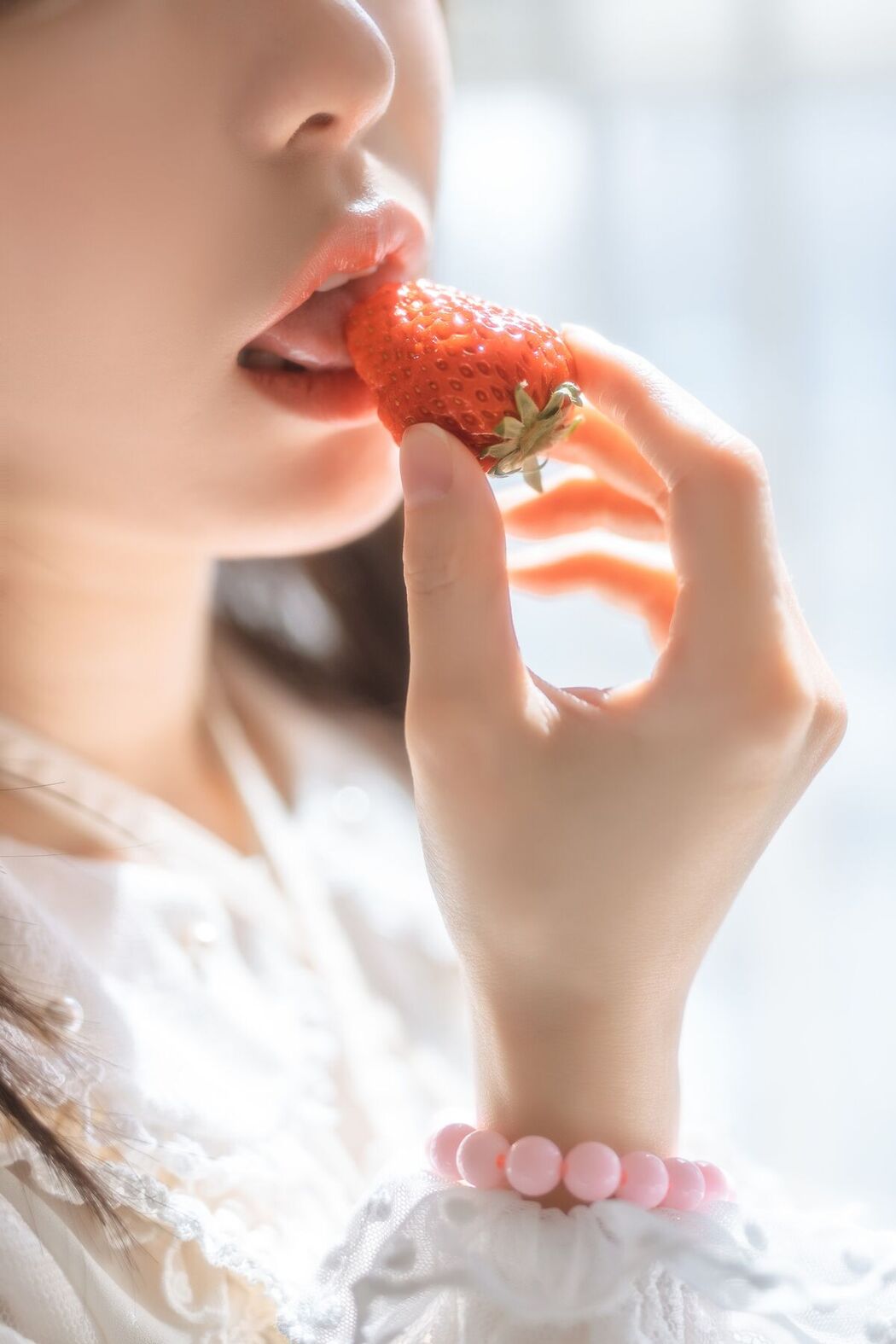 Coser@六味帝皇酱 &#8211; 小艺LOX洛丽塔 (72P)