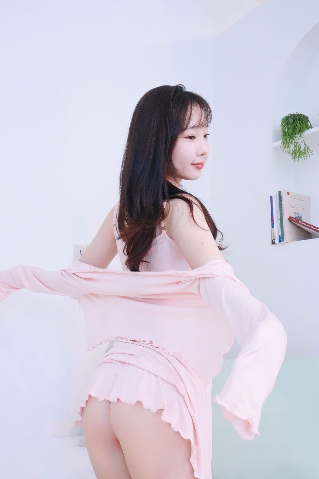 Pureding &#8211; Sexy Photobook 11 (49P &#8211; 2V)