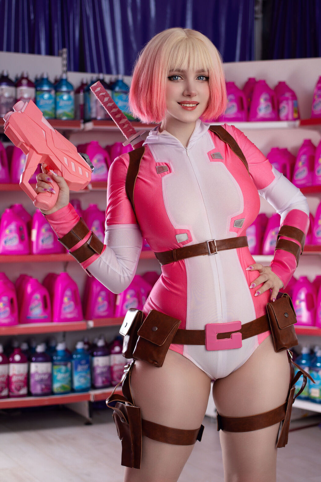 Coser@Ulichan – Gwenpool (63P)