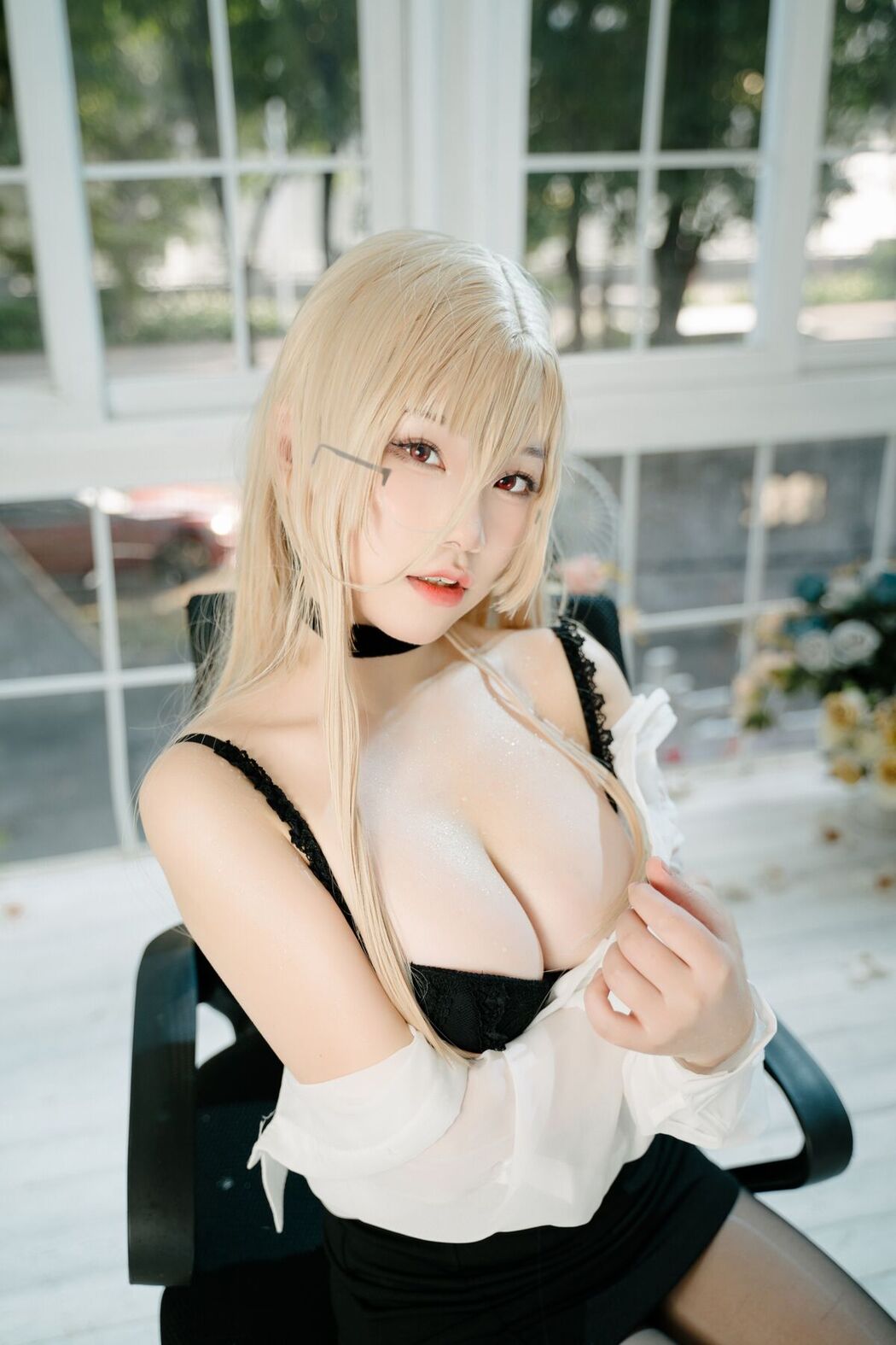 Coser@七七娜娜子 – 怨仇办公室 (40P – 1V)