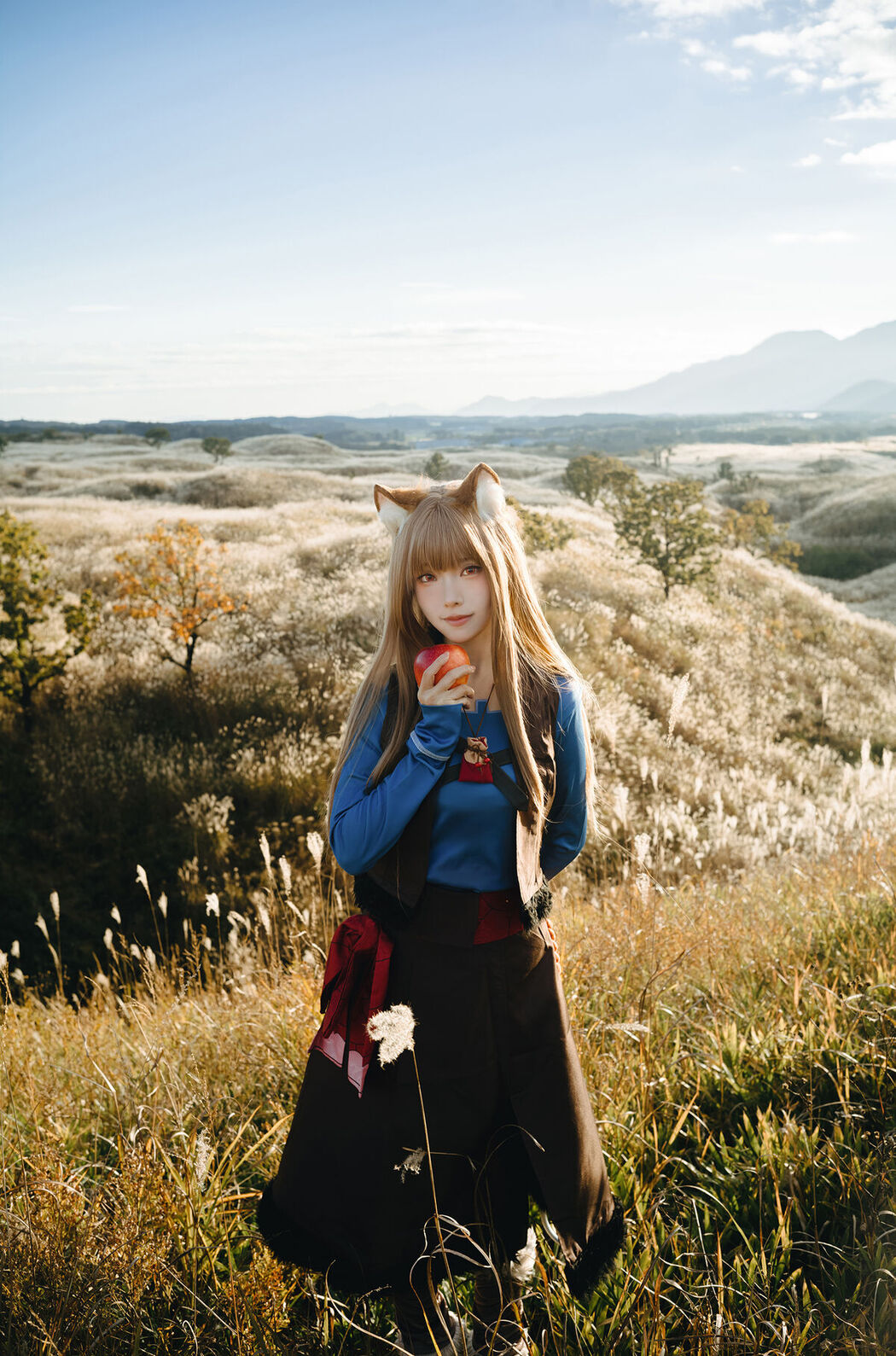 Coser@Ely_eee ElyEE子 &#8211; Soft Glow 狼與暖陽 (53P &#8211; 1V)